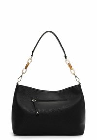 Czarna skórzana torebka o fakturowanej powierzchni, wyposażona w pojedynczy uchwyt złożony z połączonych przezroczystych i brązowych ogniw łańcuszka. Posiada przednią kieszeń na zamek.