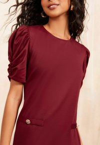 Friends Like These Rochie din jerseu - burgundy red
