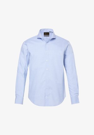 Camicia da uomo azzurro chiaro con maniche lunghe, colletto all'americana e piccolo motivo a quadretti bianchi, mostrata abbottonata e distesa su sfondo bianco.