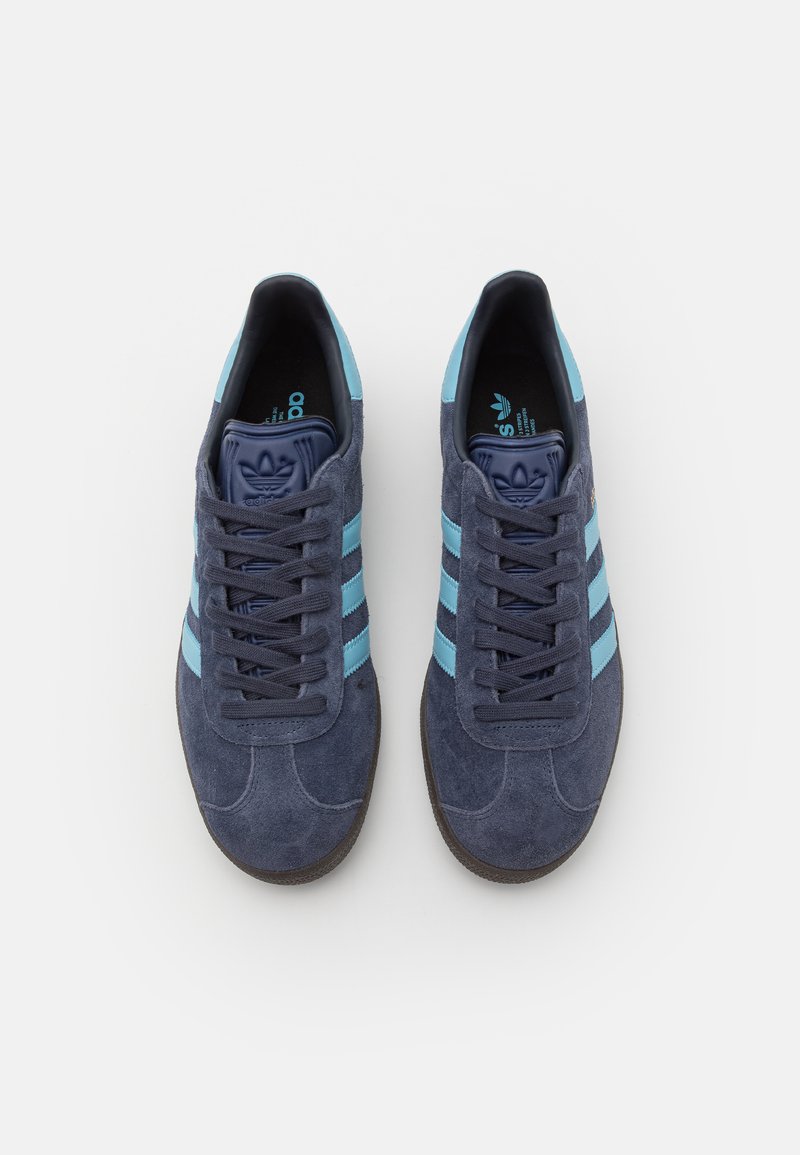 adidas Originals GAZELLE UNISEX - Trainers - shadow navy/clear 