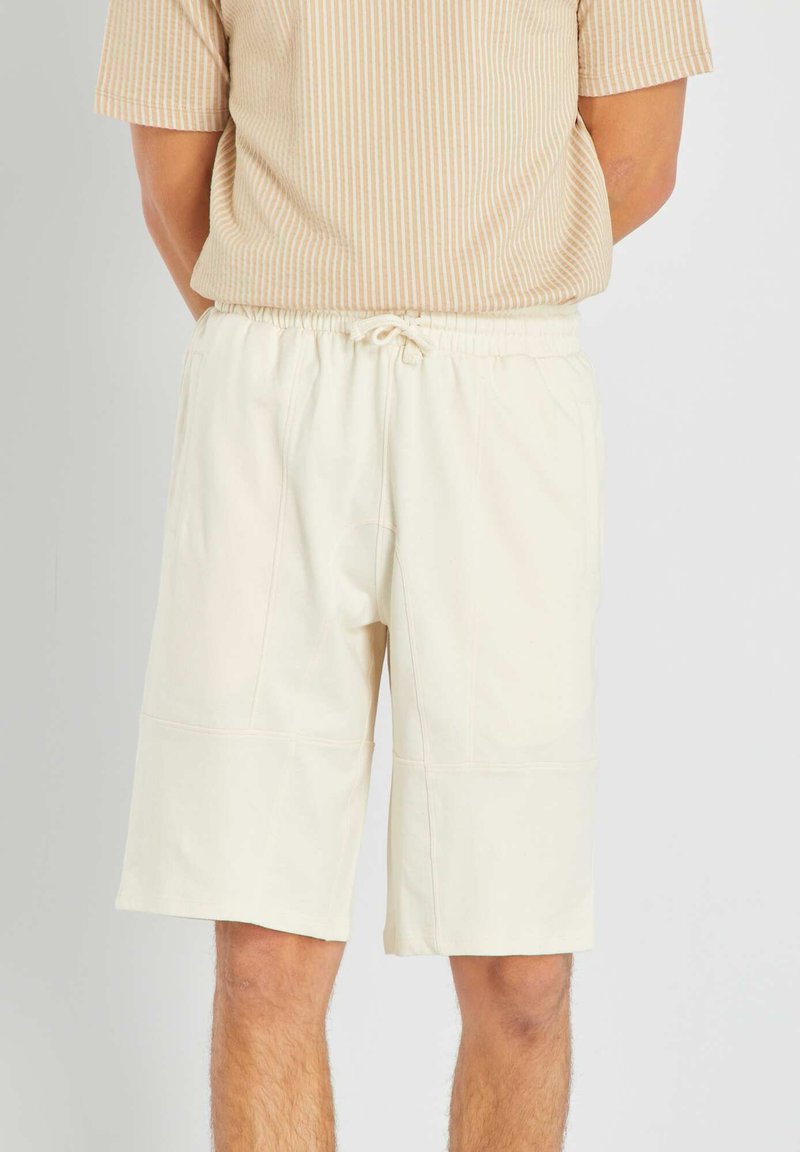 KIABI BERMUDA Tracksuit bottoms undyed/beige Zalando.de