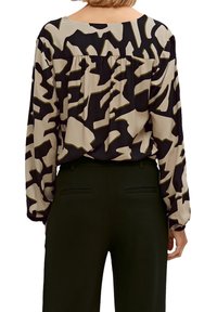 comma Blouse - black