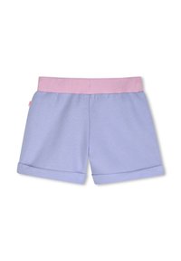 Pantaloncini lilla chiaro con orli risvoltati e una larga fascia elastica rosa a coste, distesi su uno sfondo bianco.