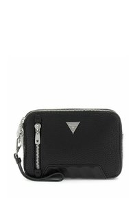 Zwart leren portemonnee met korrelige textuur, zilverkleurige hardware, ritssluiting en een driehoekige logo-accent. Voorzien van polsband voor gemakkelijk dragen.