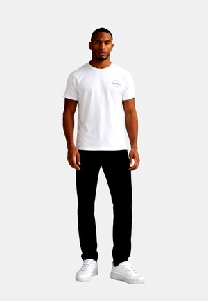 Petrol Industries, PETROL INDUSTRIES T-SHIRT KURZARMSHIRT 3 PACK - Základné tričko - weiß