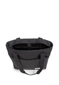 Borsa tote nera realizzata in tessuto resistente, dotata di due manici robusti, chiusura superiore con zipper, una tasca interna e una tasca esterna.