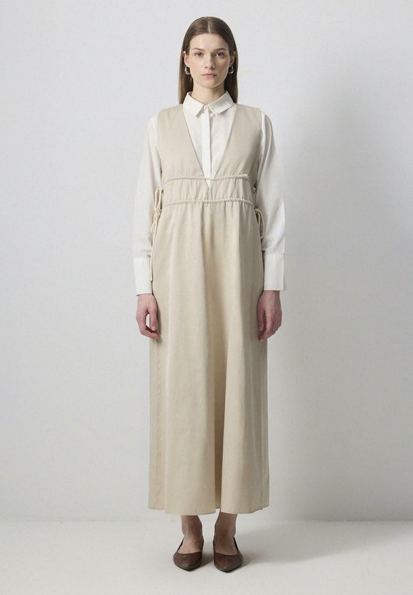 V NECK CORDED - Maxikleid - stone