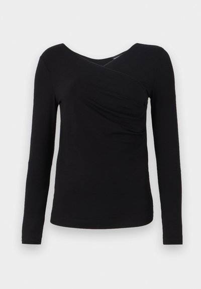 Top preto de manga longa com decote em V e detalhe frontal drapeado, feito de um tecido suave. Textura lisa com silhueta ajustada.