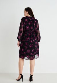 ONLY Carmakoma CARMELENA V NECK MIDI DRESS - Vestido de dia - fuchsia purple