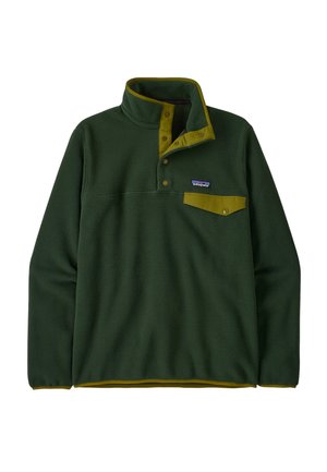 Sudadera de forro polar en verde oscuro con cuello y bolsillo amarillos. Presenta una abertura con botones en la parte superior y puños acanalados. Textura suave.
