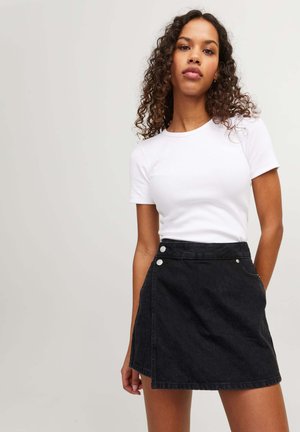 GRETA SKORT - Falda cruzada - black denim