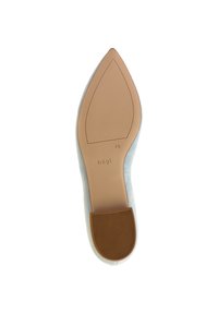 Light blue suede heeled shoe with a pointed toe and a brown rubber sole. Size marked as 4½. Smooth texture and minimalist design.