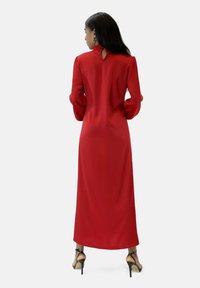 Elara - Długa sukienka