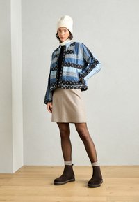 Birkenstock HIGHWOOD SLIP ON WOMEN NARROW - Klasické členkové čižmy - mocca