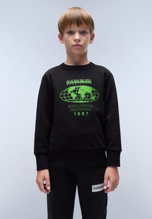 Sudadera negra con un gráfico de un globo verde y el texto "NAPAPIJRI geographic EVOLUTION HAPPENS 1987." Puños y dobladillo acanalados.