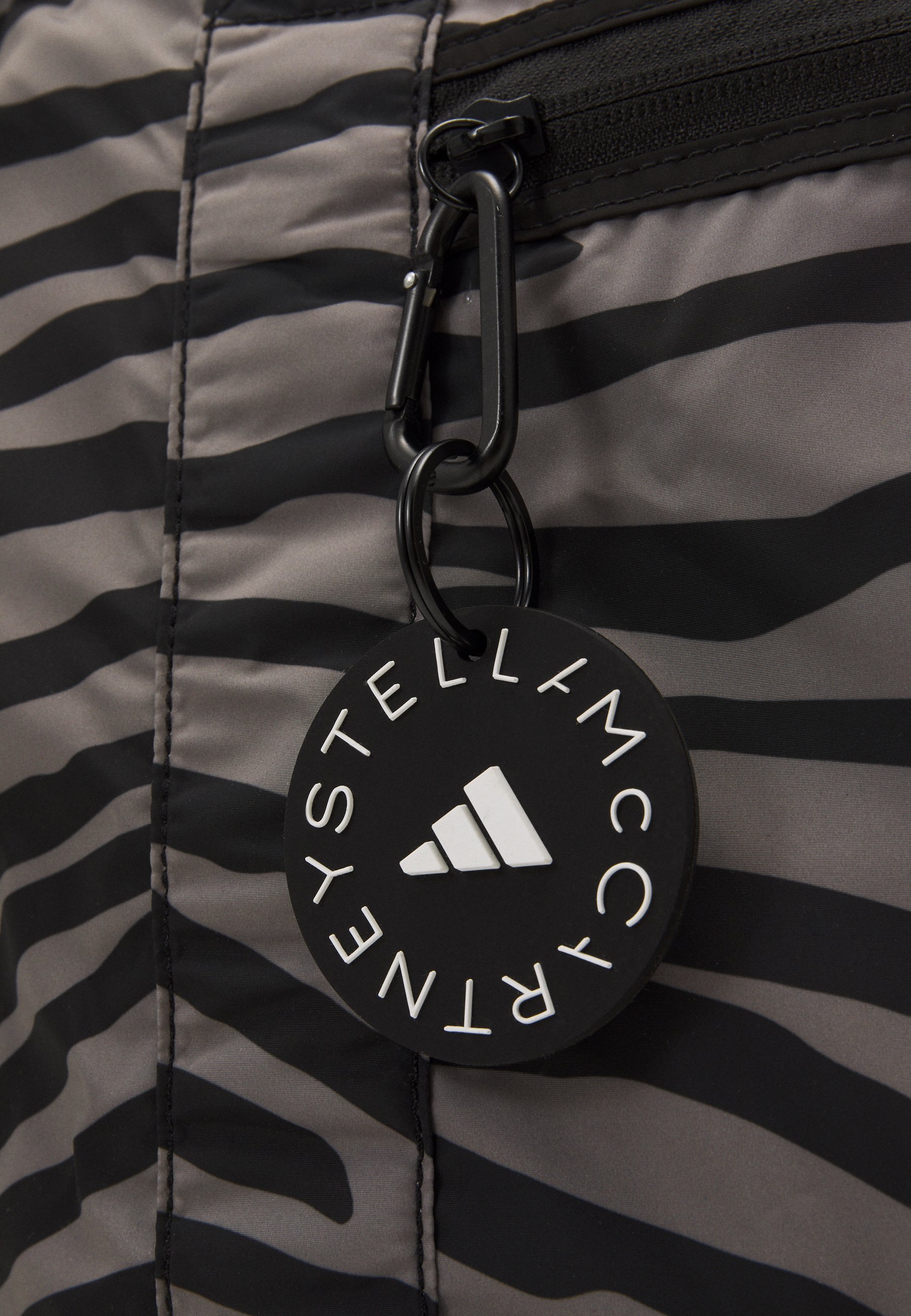 adidas by Stella McCartney Sportinis krepšys - black/dove grey/white/juoda  - Zalando.lt