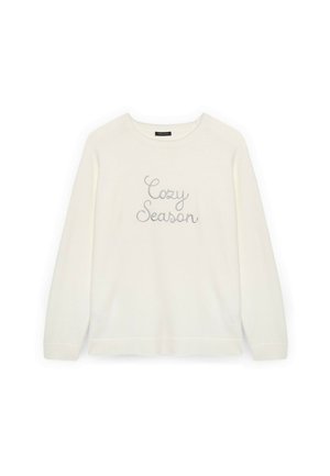Maglione bianco con collo rotondo e maniche lunghe. Presenta la scritta "Cozy Season" ricamata in grigio corsivo sul petto. Texture morbida.