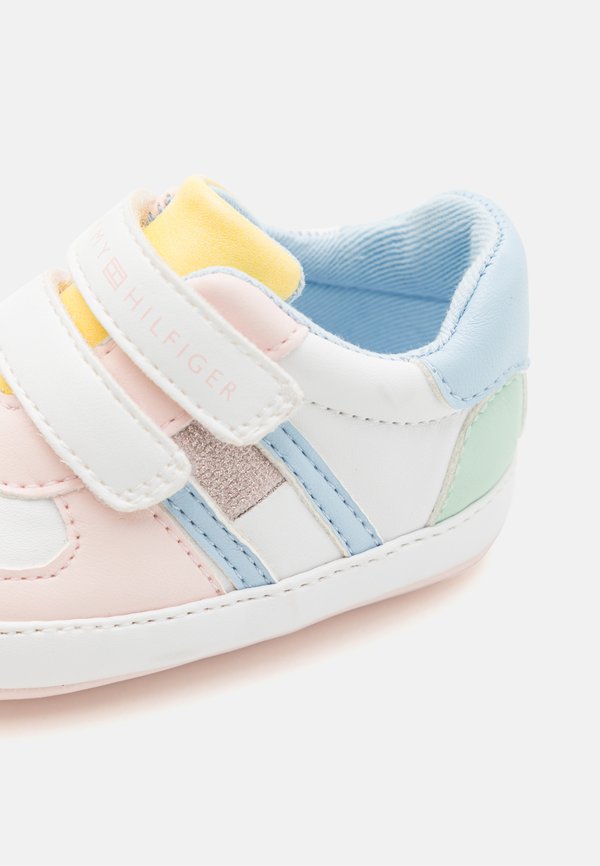 KIKI – Krabbelschuh – multicolor
