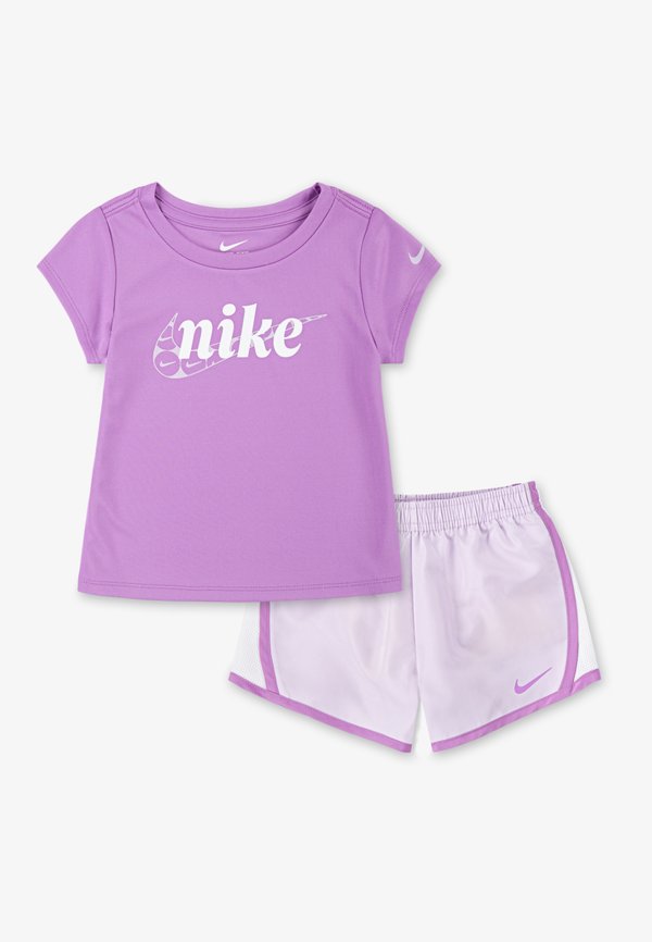 ESSENTIALS TEMPO SET - Print T-shirt - doll