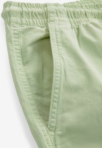 Next REGULAR FIT - Short - lime green