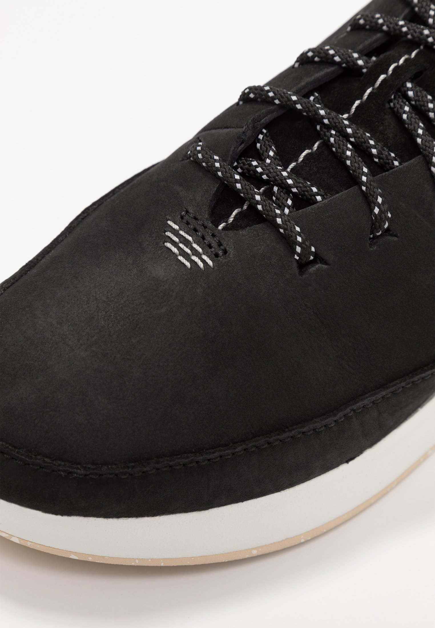 clarks originals kiowa sport black