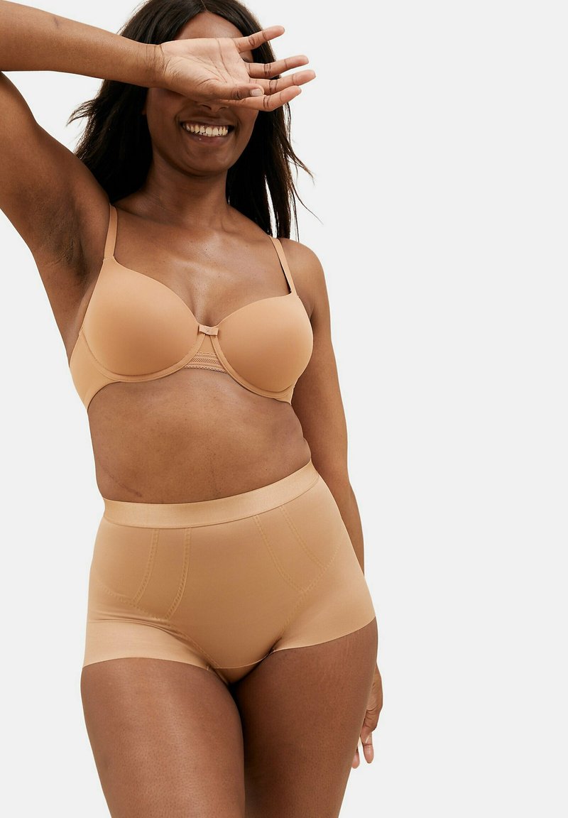 Marks & Spencer TUMMY CONTROL MAGICWEAR FULL PANTS Shapewear rich