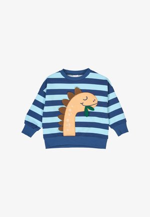 Pull à manches longues rayé bleu et bleu clair avec un appliqué de dinosaure orange souriant mangeant des feuilles vertes sur le devant.