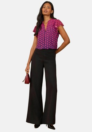 Love & Roses, HEART FLUTTER SLEEVE BLOUSE - Blouse - navy