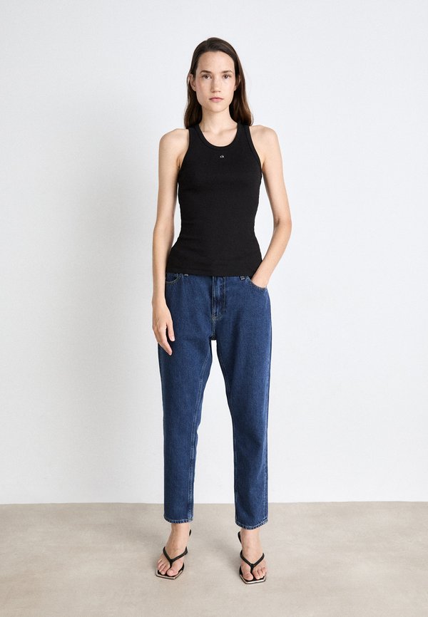 GRAPHIC SLIM TANK - Top4