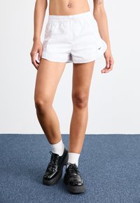 Nike Sportswear Calções - white