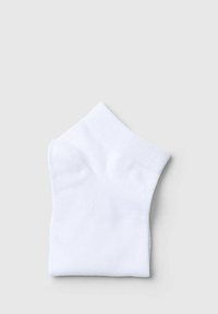 Balti medvilniniai pėdkelnių kojinės iki kulkšnies, su lygiu paviršiumi ir sustiprintu kojų pirštais. Savybės - surišama kraštinė, užtikrinanti tvirtą prigludimą.