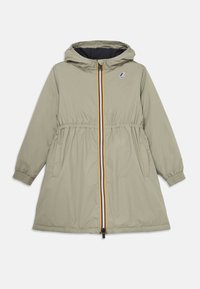 Hellgraue, langärmlige Jacke mit Kapuze, elastischem Bund, vorderen Taschen, mehrfarbigem gestreiften Reißverschluss und kleinem Logo auf der Brust.