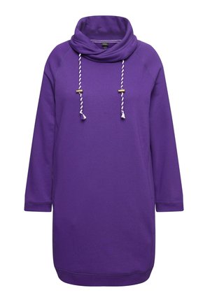 Paars sweatshirtjurk met een kraag, met witte en paarse trekkoorden met houten kralen, en lange raglanmouwen. Soepele textuur.