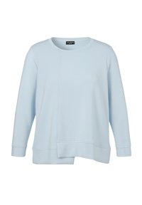 Lichtblauwe sweatshirt met ronde hals, lange mouwen en een asymmetrische zoom. Zachte stof met een gladde textuur en minimale stiksels.