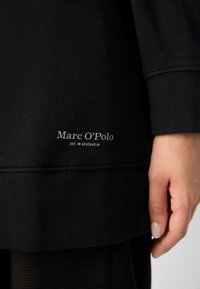 Marc O'Polo ROUND NECK - Mikina - black