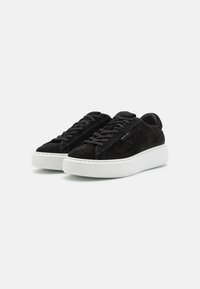 Nubikk VINCE TORA - Sportcipő - black