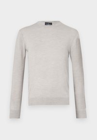 Hellgrauer Pullover aus weichem Stoff, mit langen Ärmeln und rundem Ausschnitt. Einfaches Design mit gerippten Bündchen und Saum.