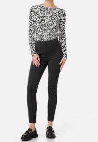 Taifun Broek - black