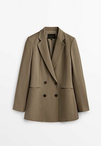 Blazer doppio petto marrone con rever a punta, due tasche frontali e bottoni neri. Realizzato in tessuto strutturato con una vestibilità sartoriale.