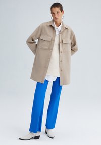 Touché Privé POCKET DETAILED  - Īss mētelis - beige