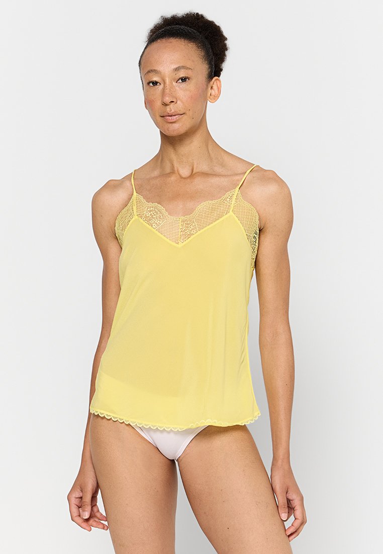 Stella Nova Pyjamashirt geel