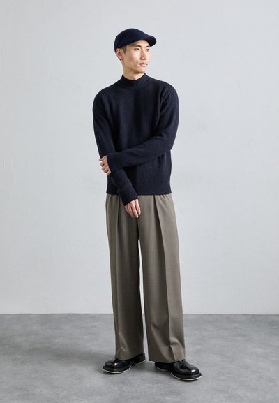 Borsalino BERRETTO PIATTO BECCO UNISEX - Beanie - blue navy