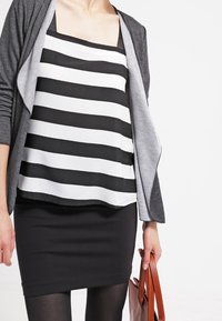 TOM TAILOR Chaqueta de punto - grey
