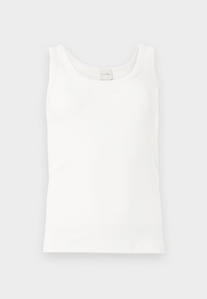 Witte geribbelde mouwloze tanktop met een ronde halslijn en een Calvin Klein-label op de achterkant van de kraag.