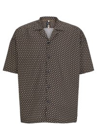Camisa de manga corta en marrón oscuro con un patrón geométrico de cuadrados blancos y dorados. Presenta un cierre de botones en la parte delantera y un cuello clásico.