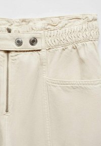 Mango Vaqueros rectos - off-white