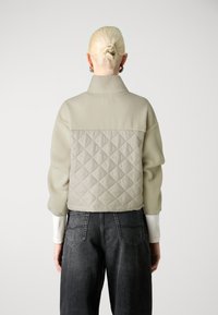 ONLY Overgangsjakke - grey