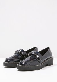 mtng Zapatos sin cordones - metallic black