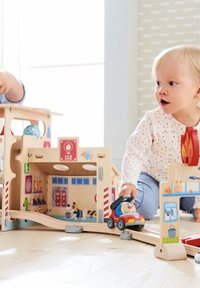 HABA KULLERBÜ SPIELBAHN FEUERWEHRWACHE - Holzspielzeug - multi coloured