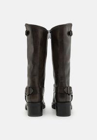 Tamaris Botas camperas - cigar